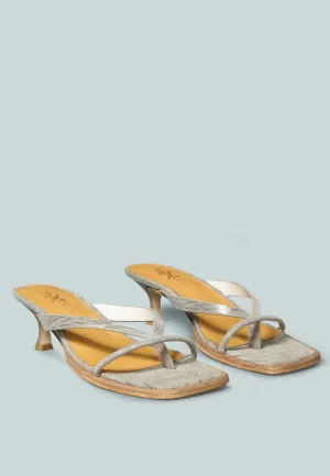 WINSLET Heeled Thong Sandal in Bronze